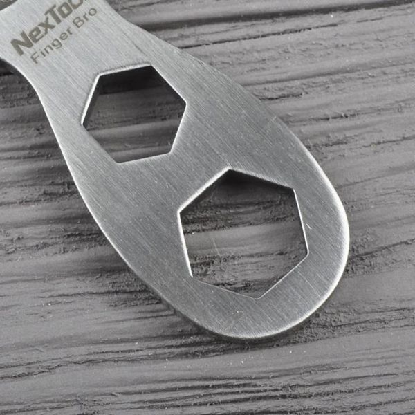 Міні-Мультитул NexTool BOTTLE OPENER Finger Bro KT5009B нержавіюча сталь компактний з карабіном 8.3 см для пікніків KT5009B фото