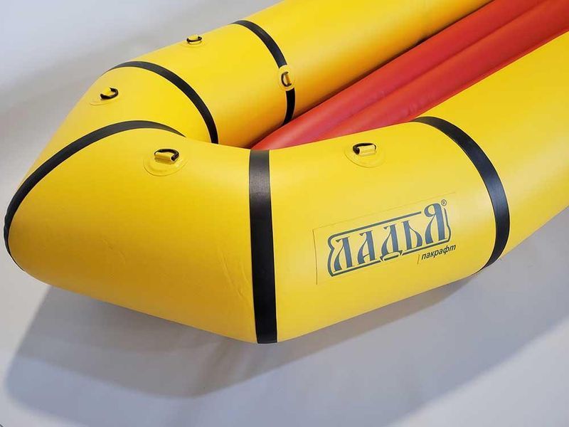 Надувний пакрафт Ладья ЛП-245 Каяк для сплаву та рибалки одномісний з надувним вкладенням комфорт жовтий з чорним червоним LP-245-K-yellow-black-red фото