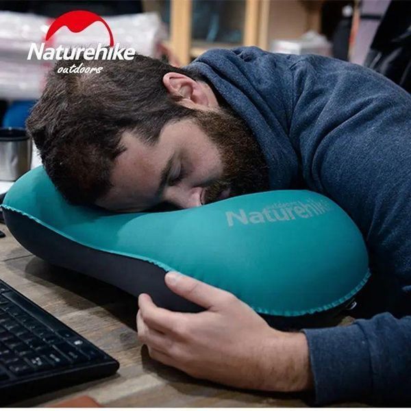 Подушка надувна Naturehike Ultralight TPU NH17T013-Z помаранчева вага 83 г розмір 42 &times; 29 &times; 11 см анатомічна форма 6927595718261 фото